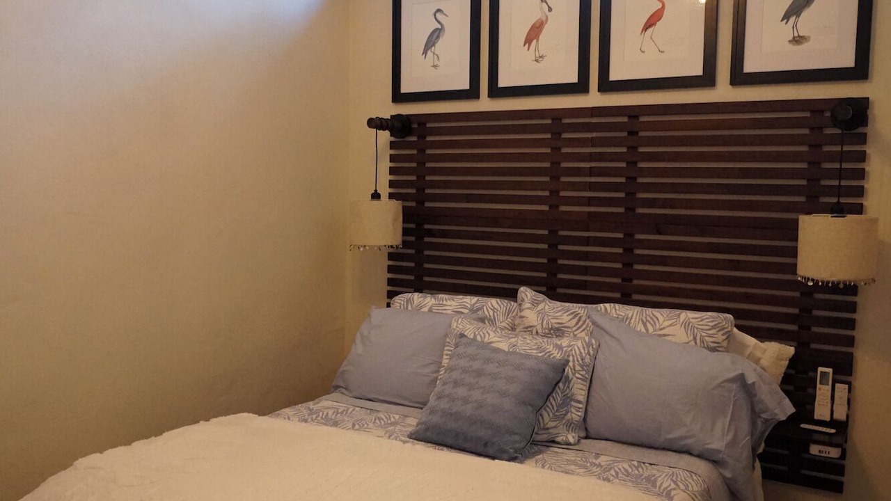 Photo of Bedroom in Staniel Cay