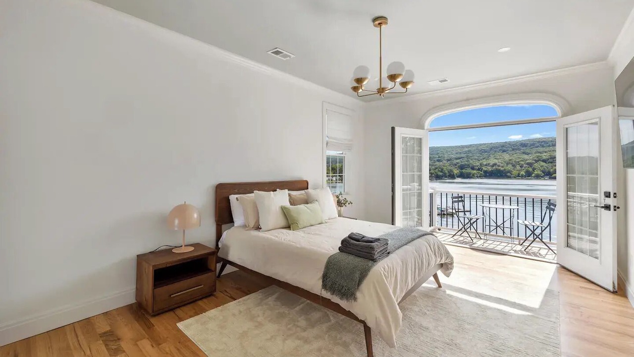 Photo of Bedroom in Greenwood Lake