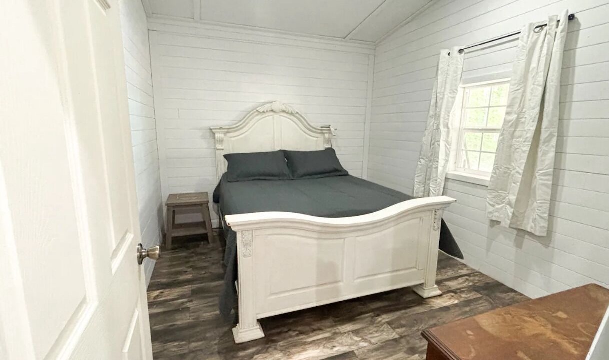 Photo of Bedroom in Cullman