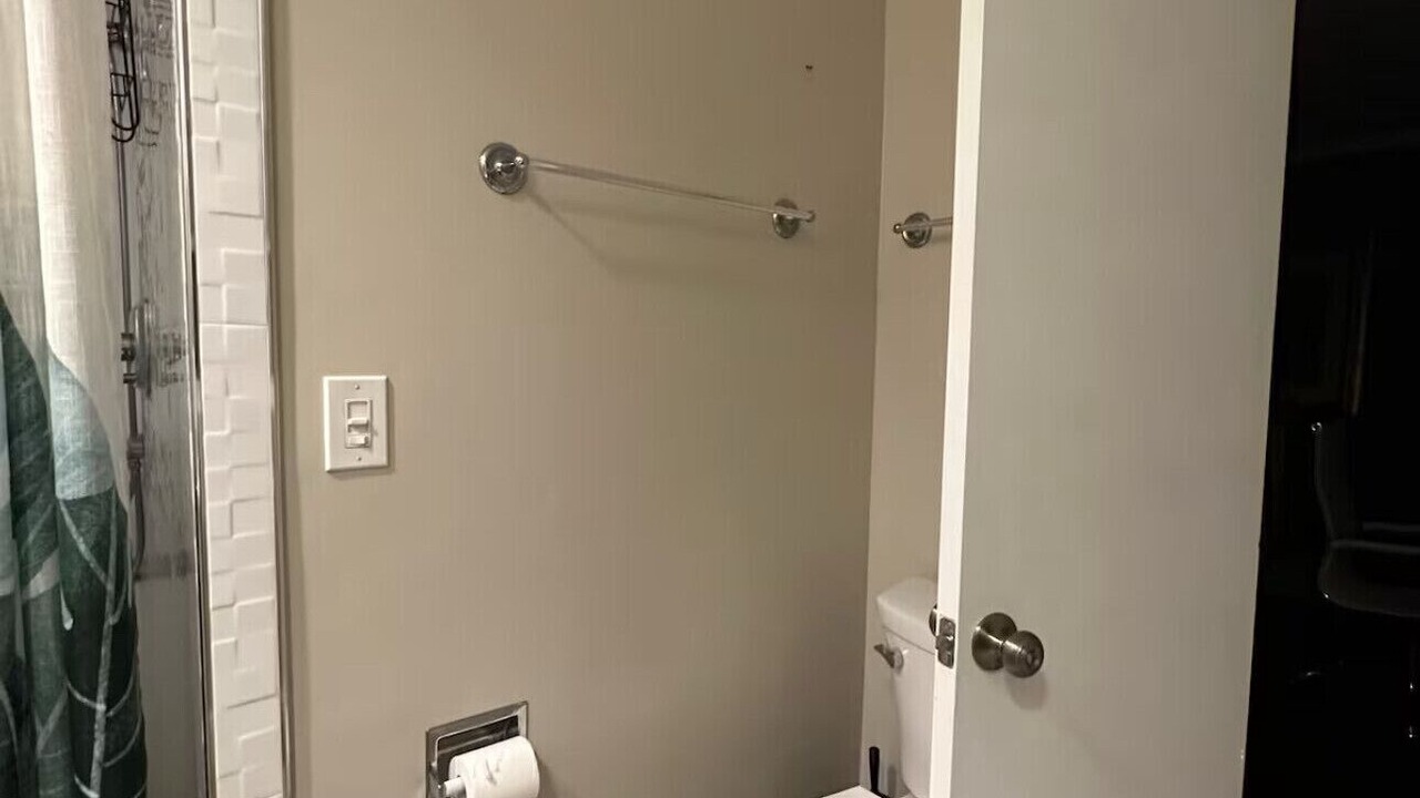 Photo of Bathroom in Midway