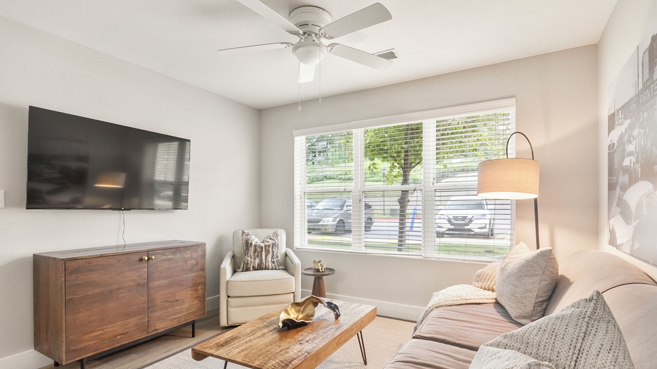 Photo of Livingroom in Tuscaloosa
