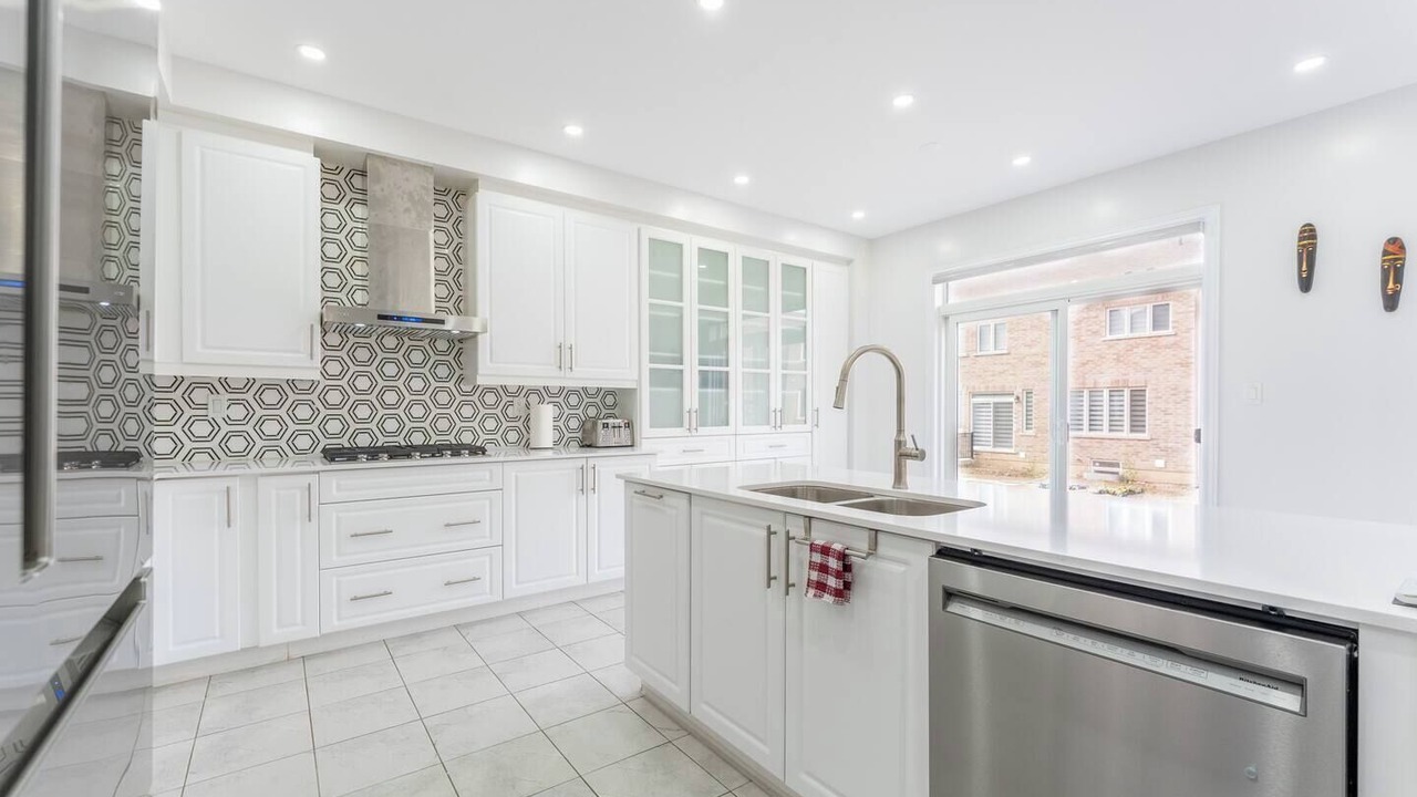 Photo of Kitchen in Caledon