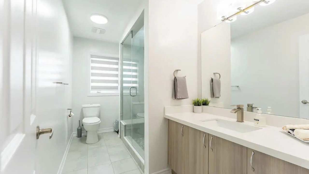 Photo of Bathroom in Caledon