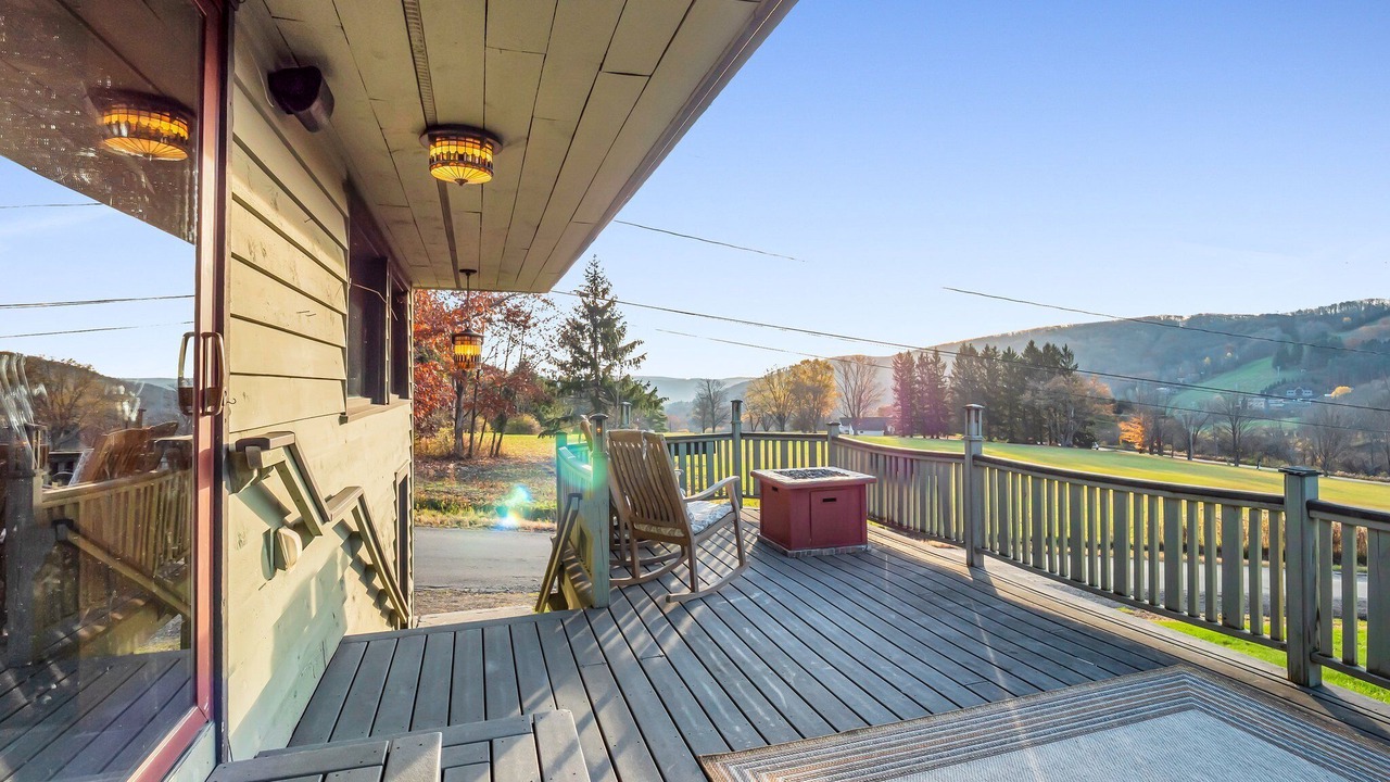 Photo of Patio Balcony in Ellicottville