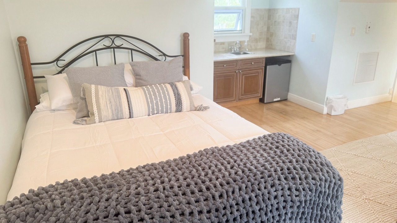 Photo of Bedroom in Smith's Point