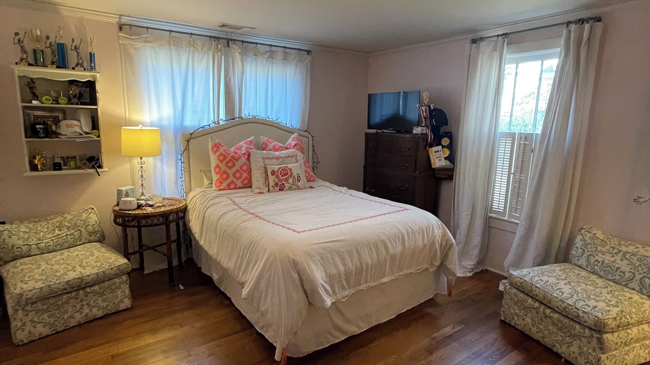 Photo of Bedroom in Oxford