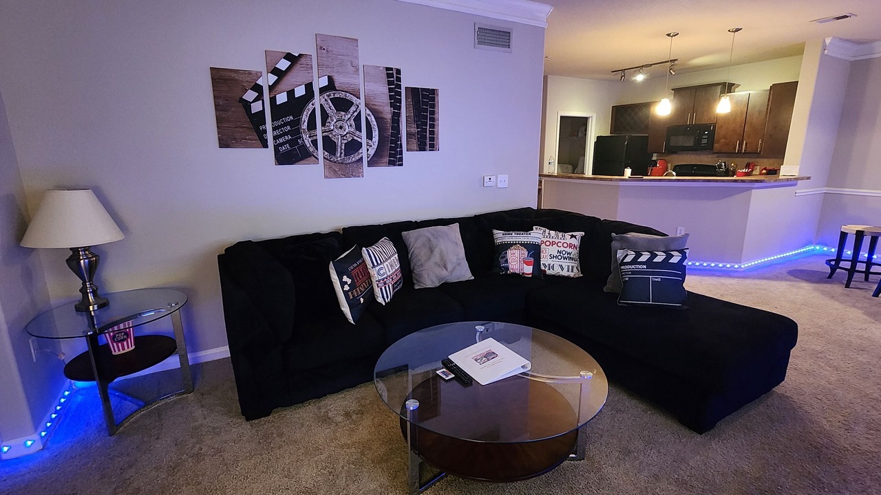Photo of Livingroom in Executive Park