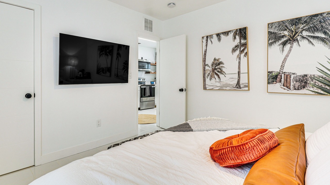 Photo of Bedroom in Lake Ridge