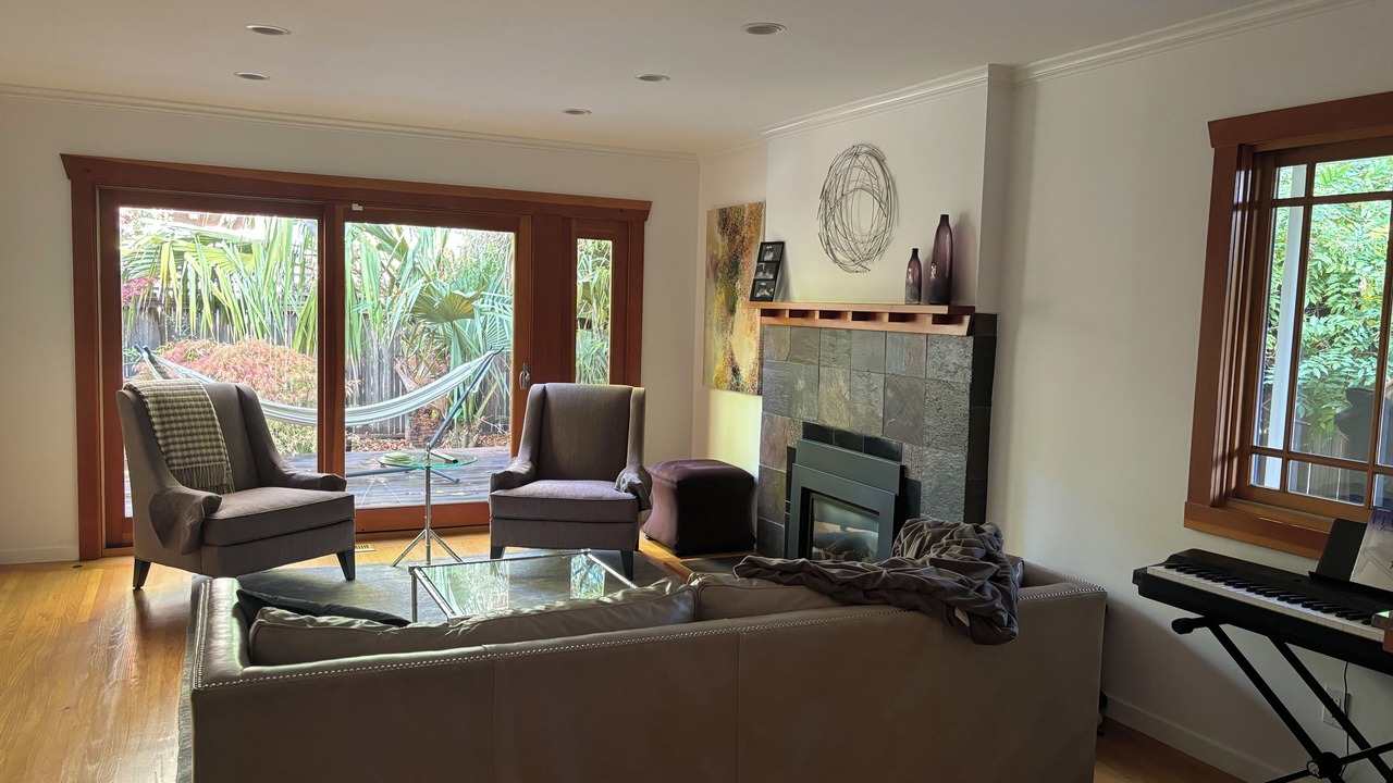Photo of Livingroom in San Anselmo