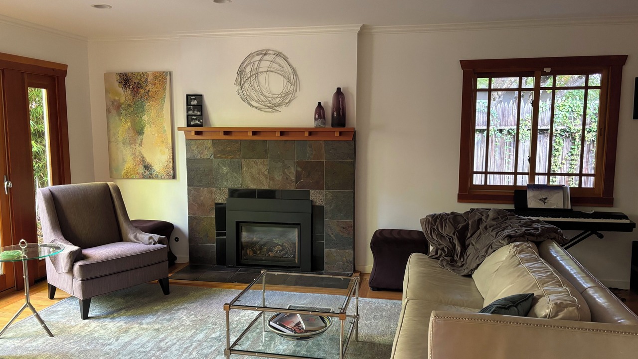 Photo of Livingroom in San Anselmo