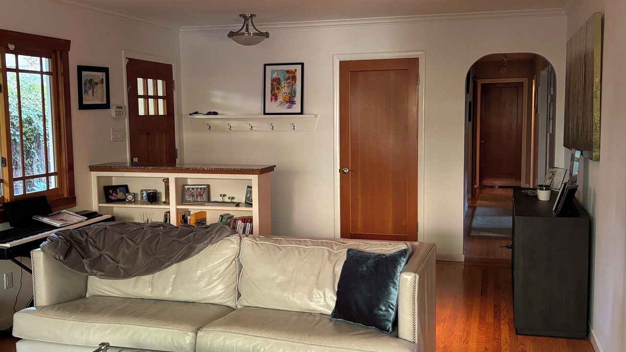 Photo of Livingroom in San Anselmo