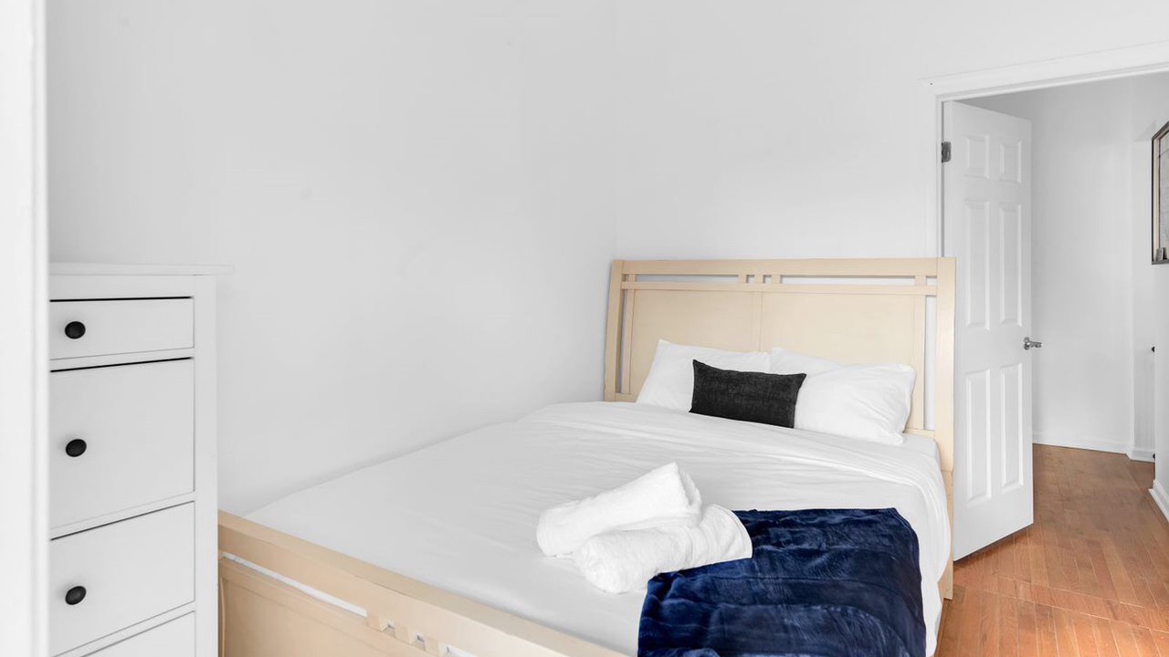 Photo of Bedroom in Communipaw