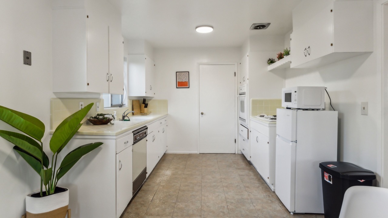 Photo of Kitchen in Little Branham - Rosswood