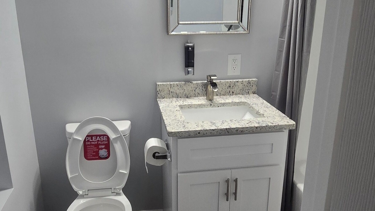 Photo of Bathroom in Cottonwood