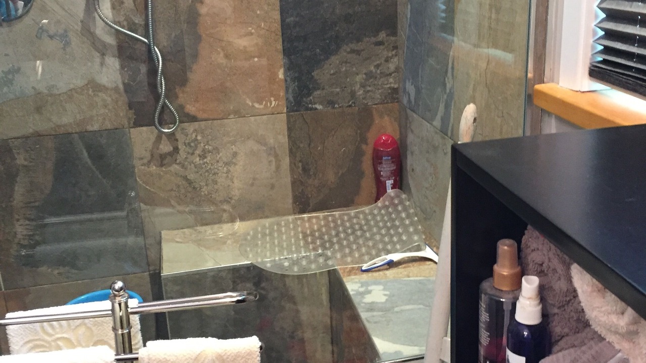 Photo of Bathroom in Todds Island