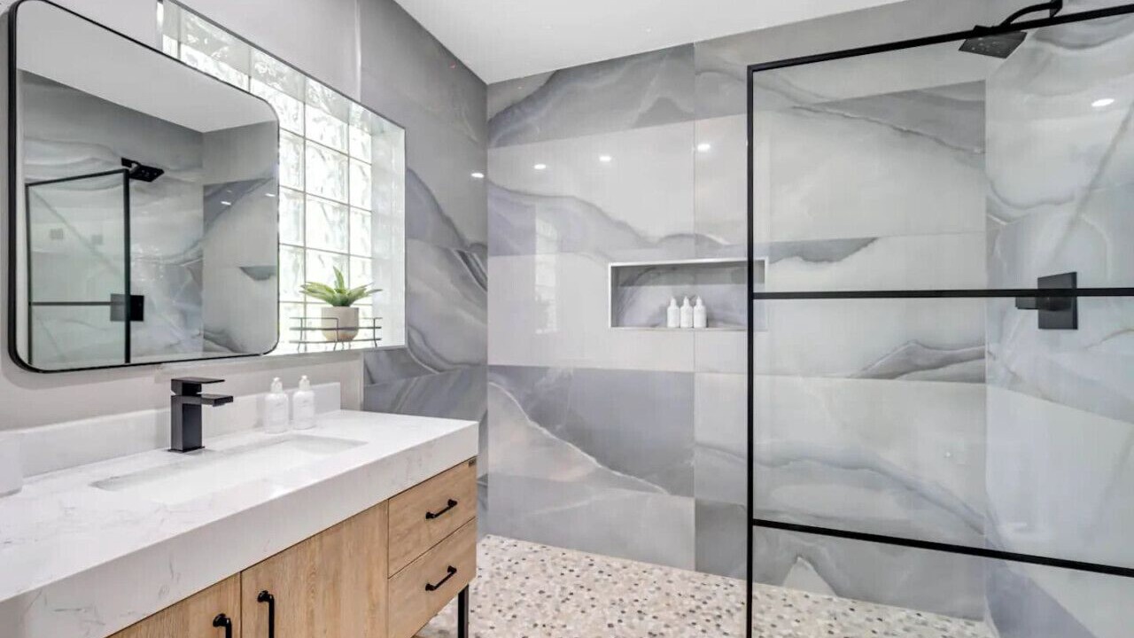 Photo of Bathroom in Birch Park Finger Streets