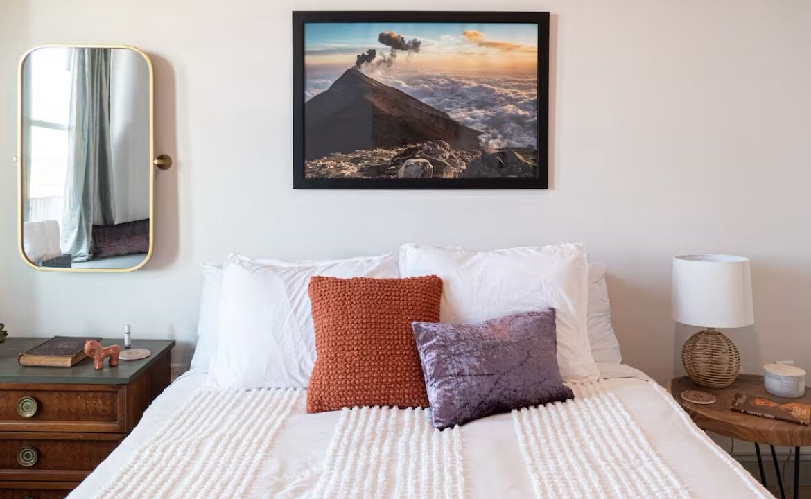 Photo of Bedroom in Central City