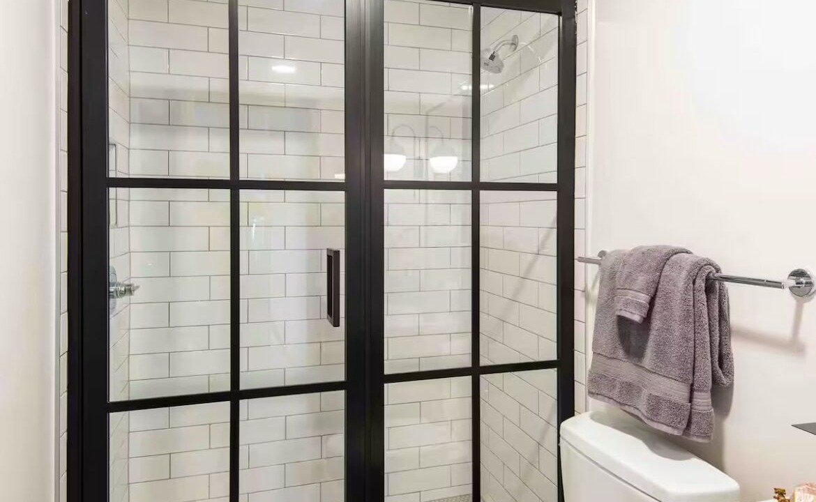 Photo of Bathroom in Central City