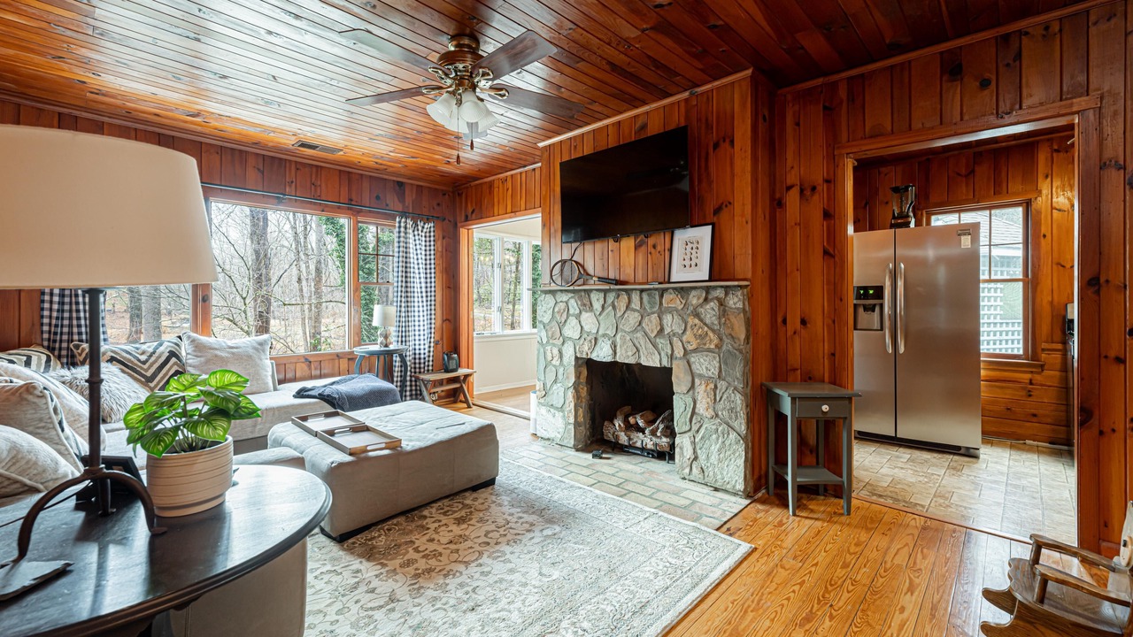 Photo of Livingroom in Balsam