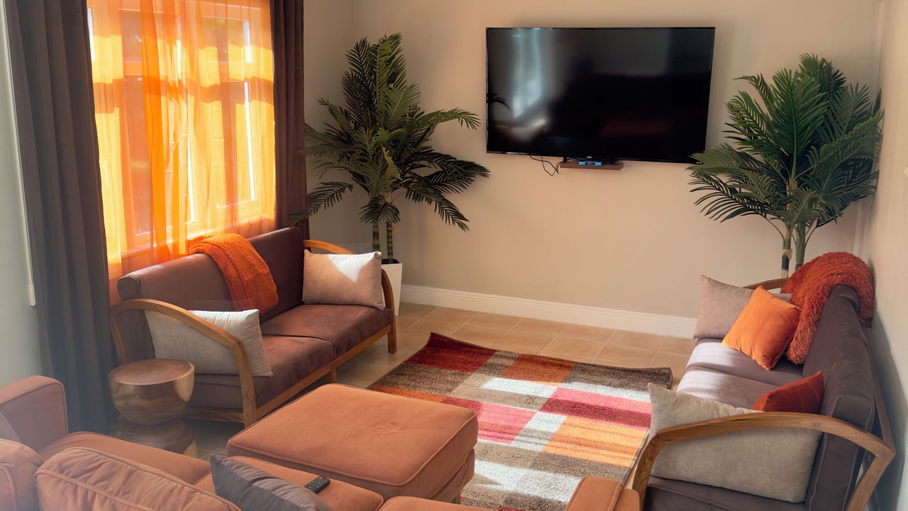 Photo of Bedroom in Bahamia West