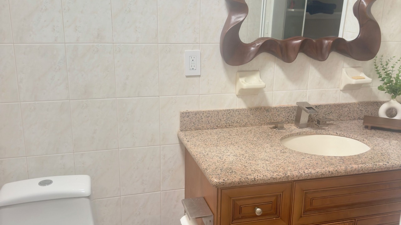 Photo of Bathroom in Bahamia West