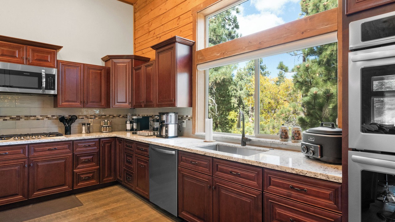 Photo of Kitchen in Castle Glen Estates