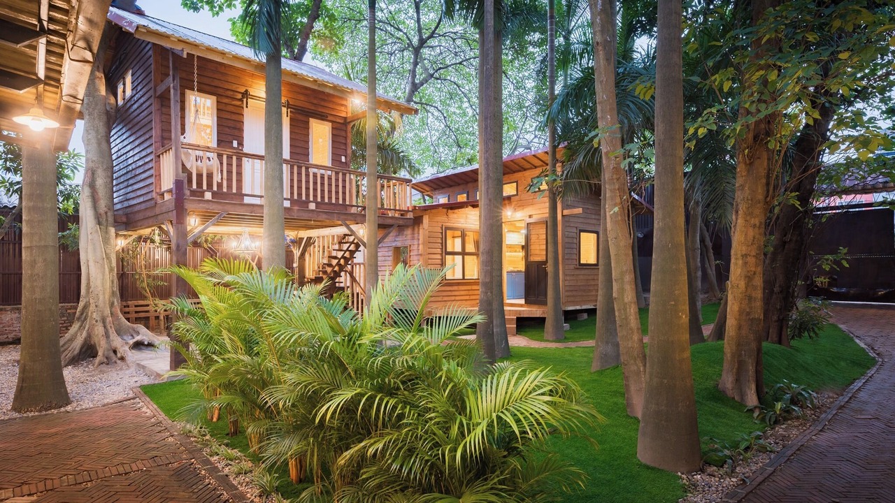 Photo of Outdoor in Nhat Tan