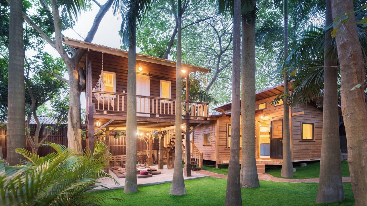 Photo of Outdoor in Nhat Tan