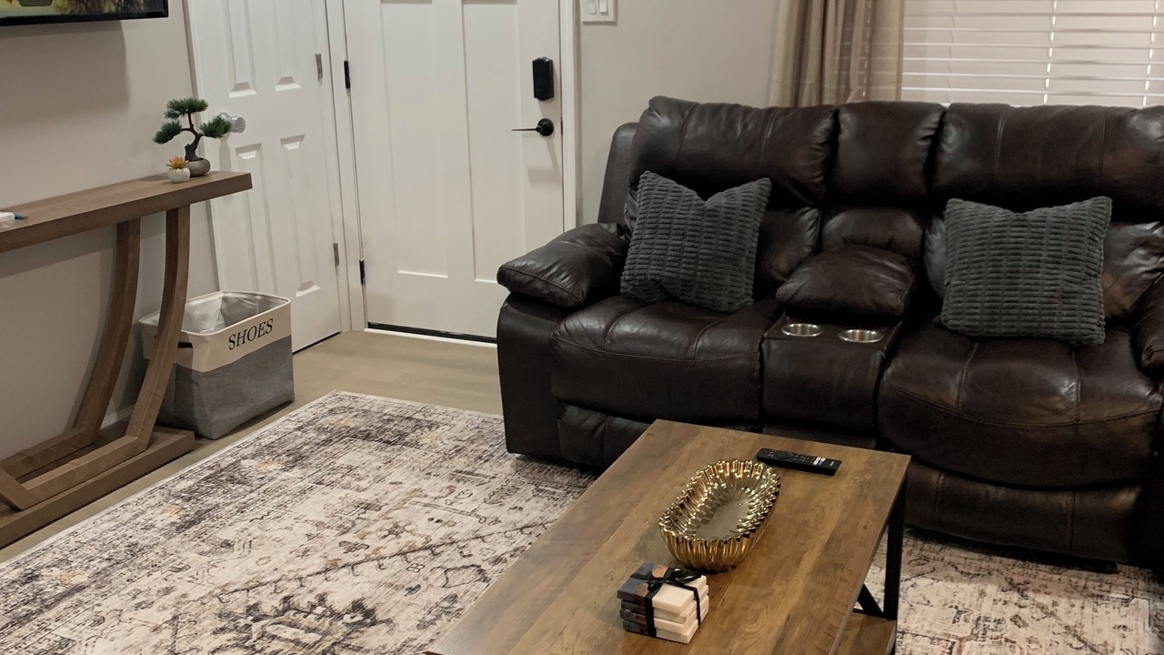 Photo of Livingroom in Tuskegee