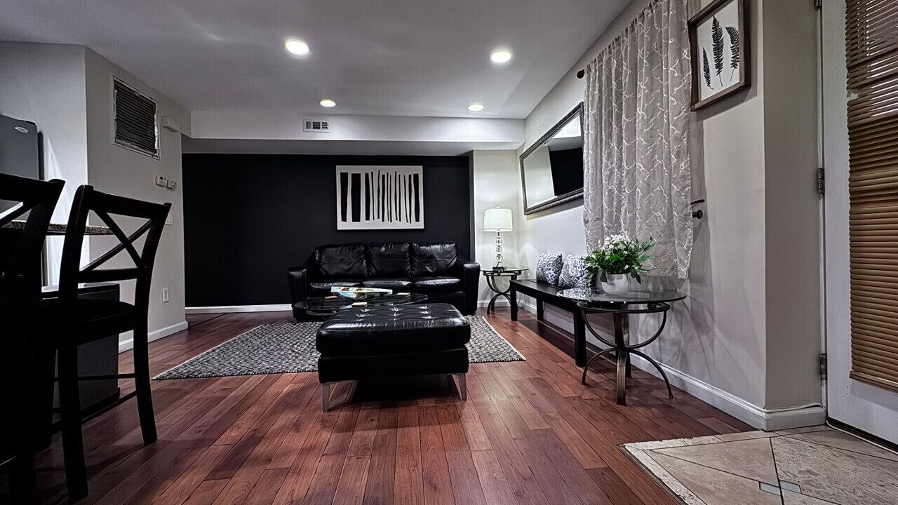 Photo of Livingroom in Union City