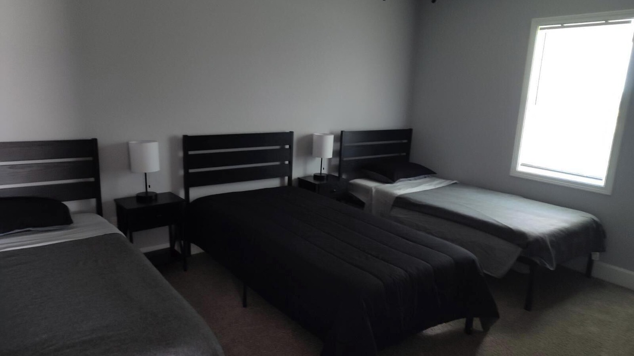 Photo of Bedroom in Albertville