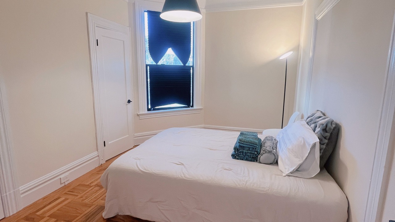 Photo of Bedroom in Russian Hill
