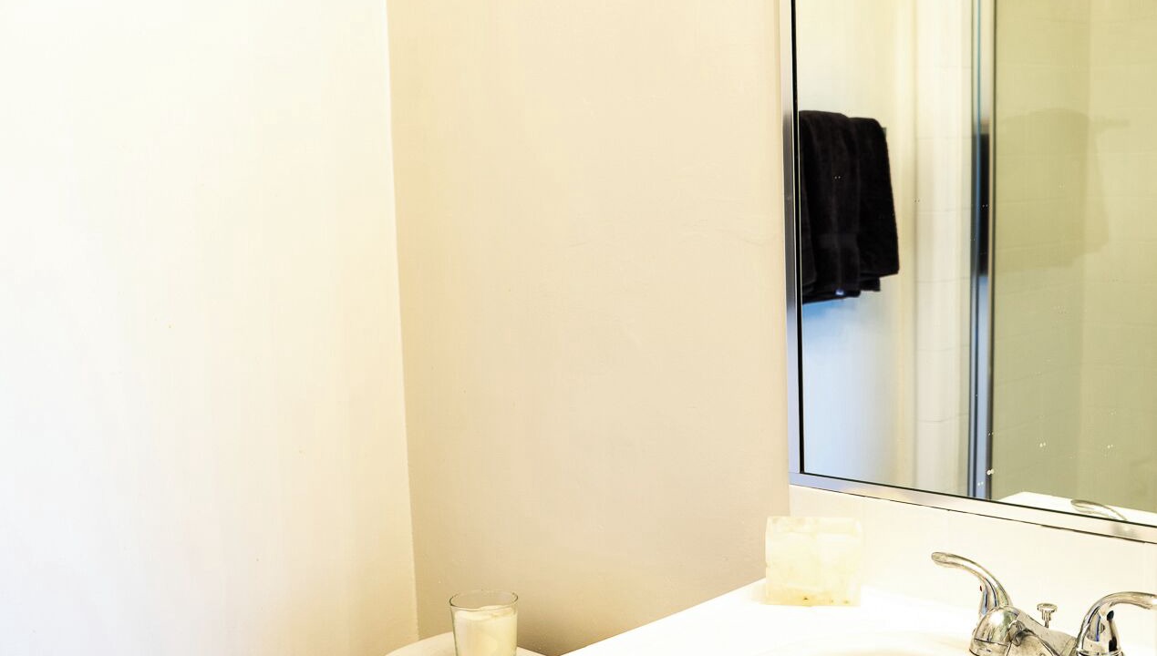 Photo of Bathroom in Hollywood Hills West