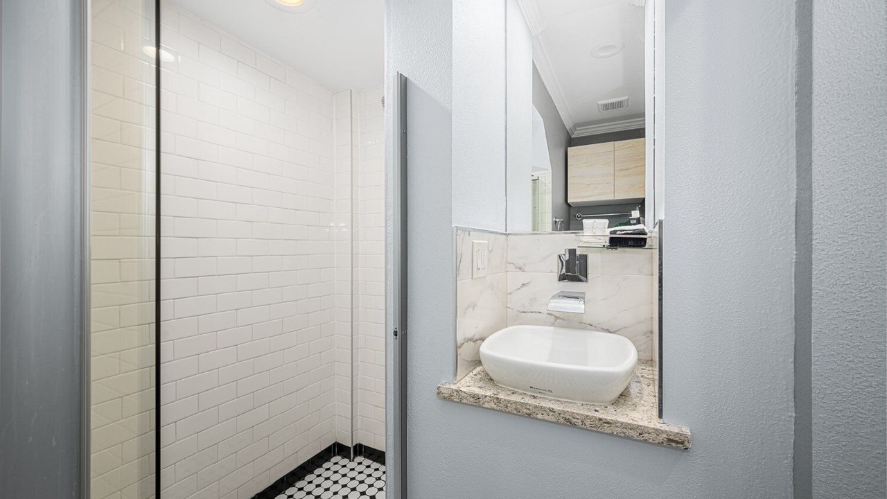 Photo of Bathroom in Newport Beach