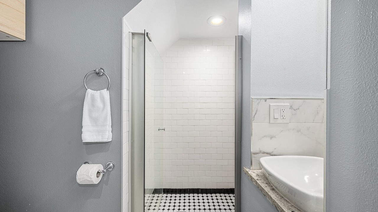 Photo of Bathroom in Newport Beach