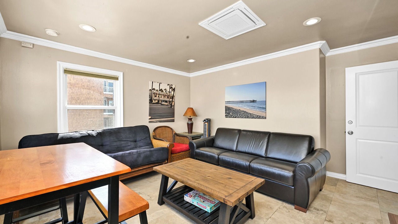 Photo of Livingroom in Newport Beach