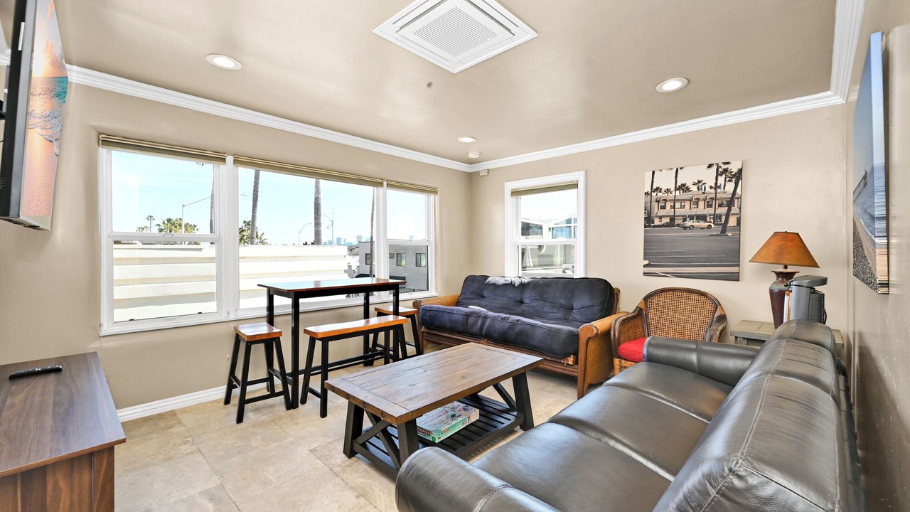 Photo of Livingroom in Newport Beach