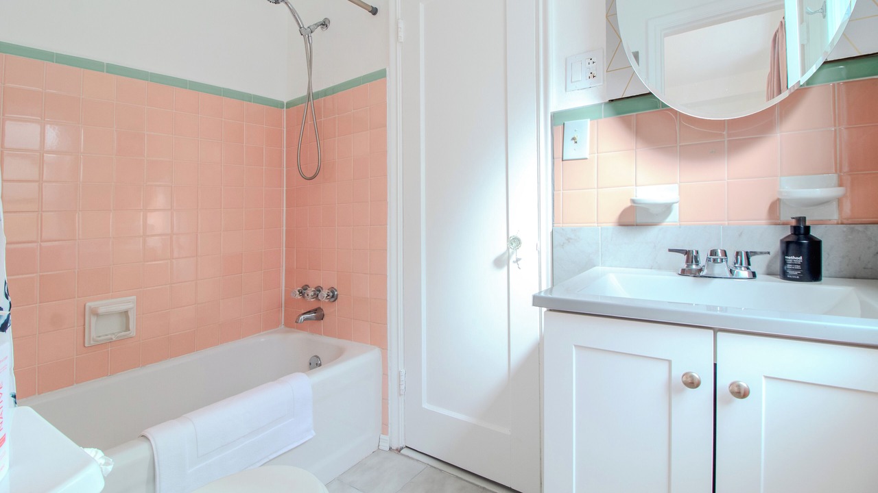 Photo of Bathroom in Harbordale