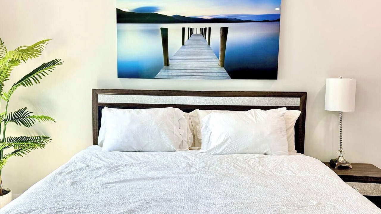 Photo of Bedroom in Costa Mesa