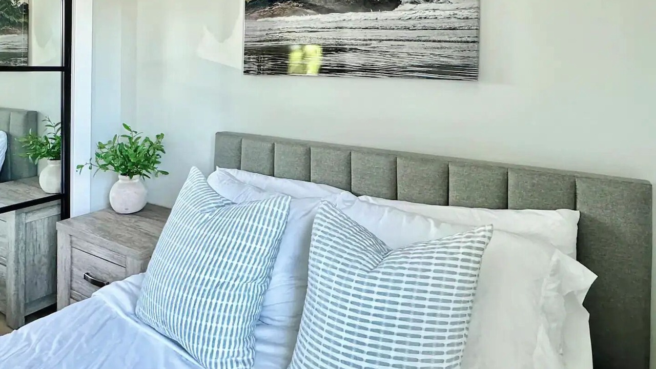 Photo of Bedroom in Costa Mesa