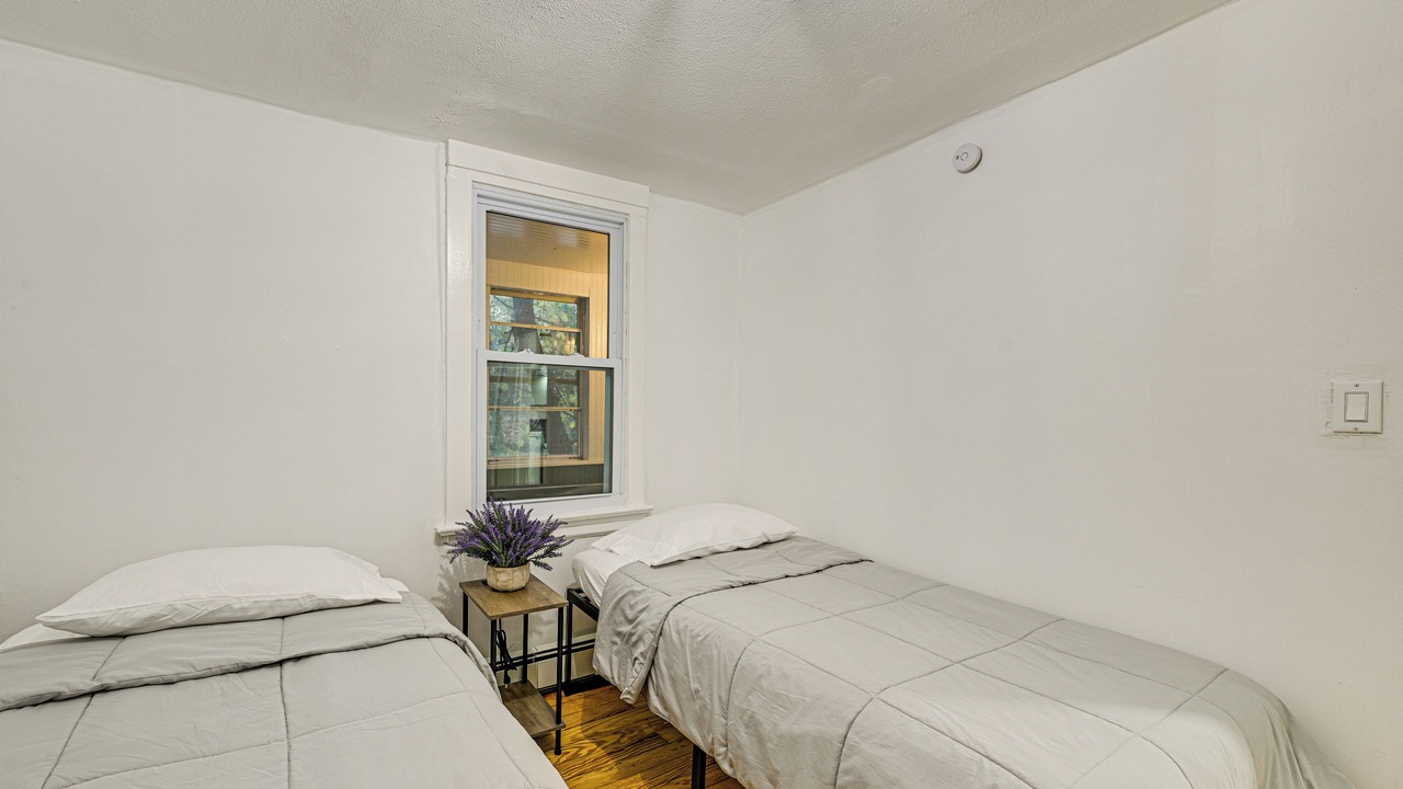 Photo of Bedroom in Hastings