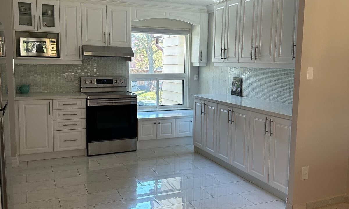 Photo of Kitchen in Mississauga Valleys