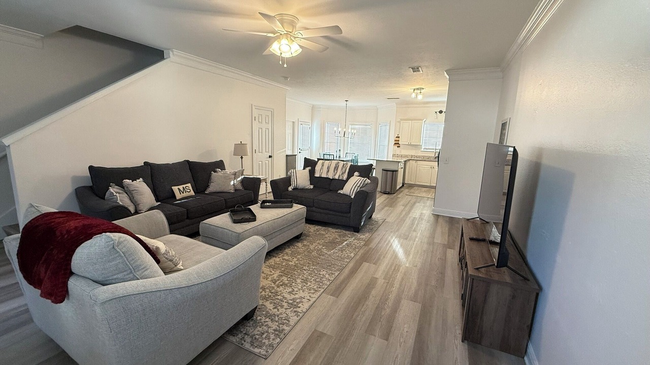 Photo of Livingroom in Starkville