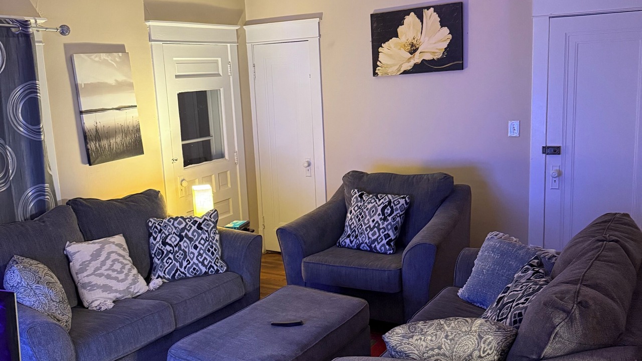 Photo of Livingroom in North Buffalo