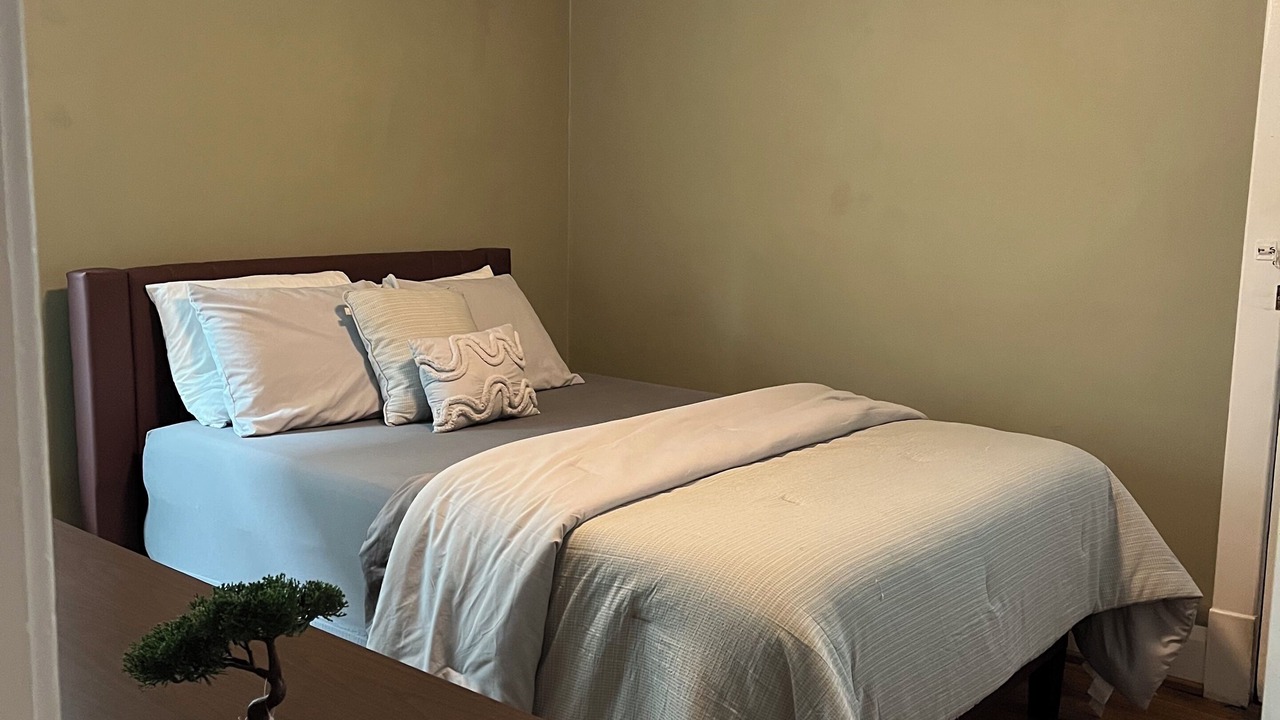 Photo of Bedroom in North Buffalo