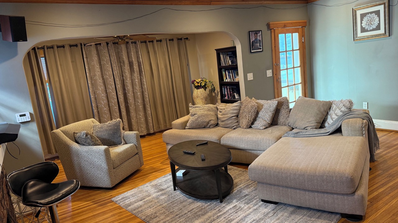 Photo of Livingroom in North Buffalo