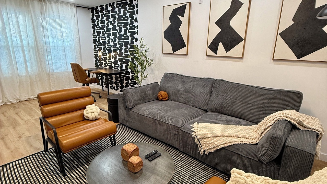 Photo of Livingroom in Bedford Park