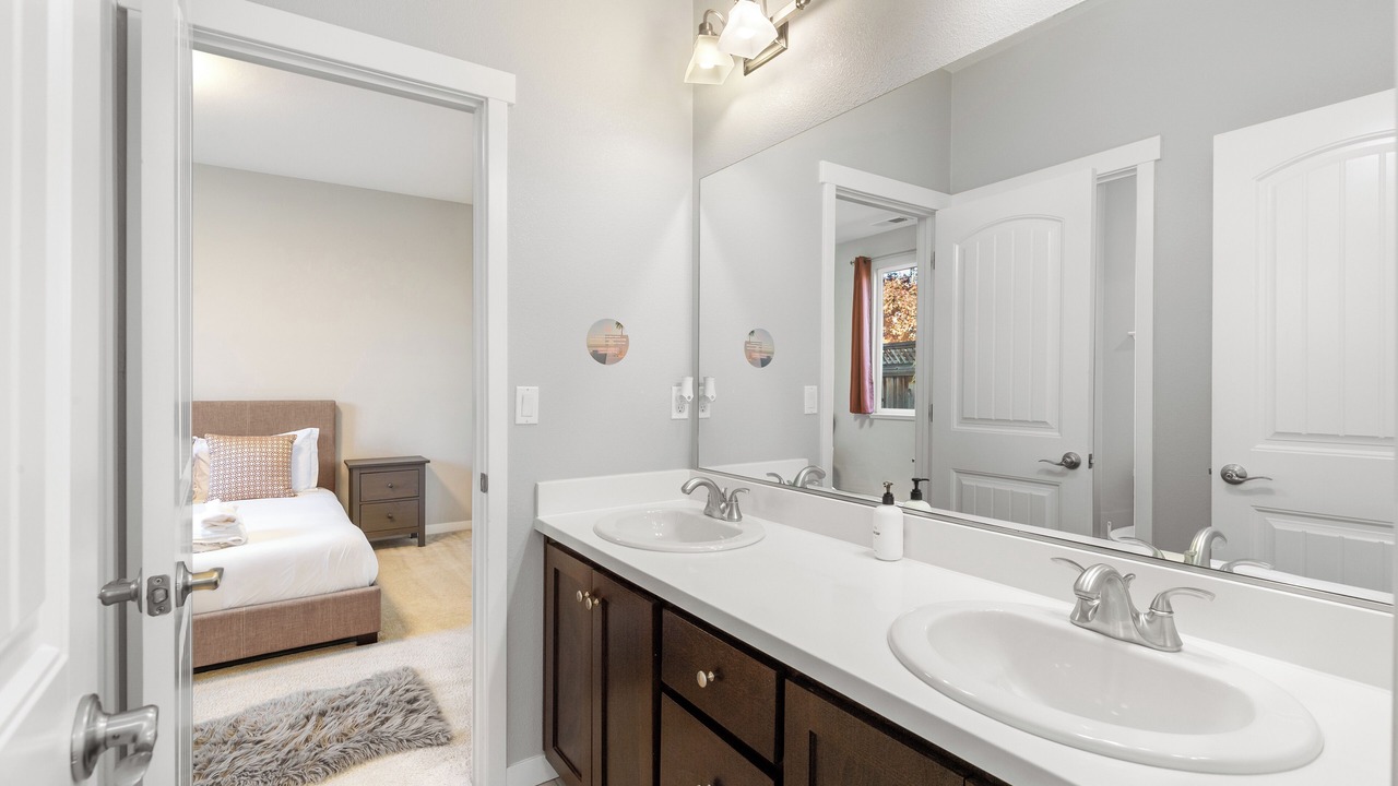 Photo of Bathroom in Lake Area
