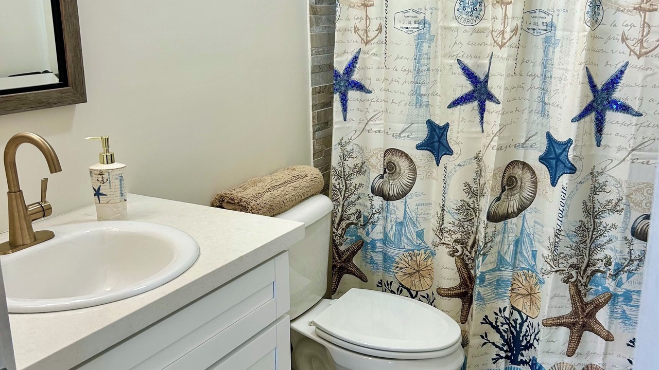 Photo of Bathroom in Rainbow Bay