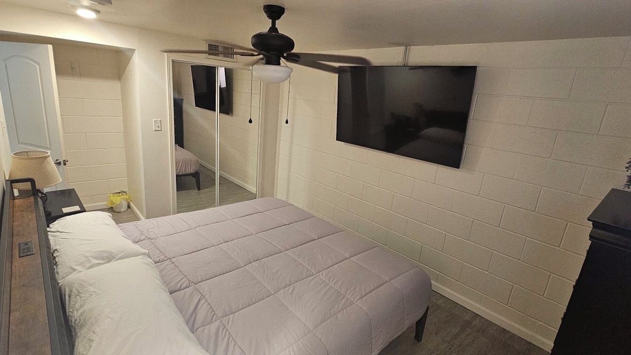 Photo of Bedroom in Parker Strip